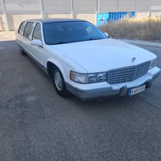 limosina cadillac 1998