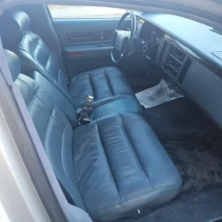 limosina cadillac 1998