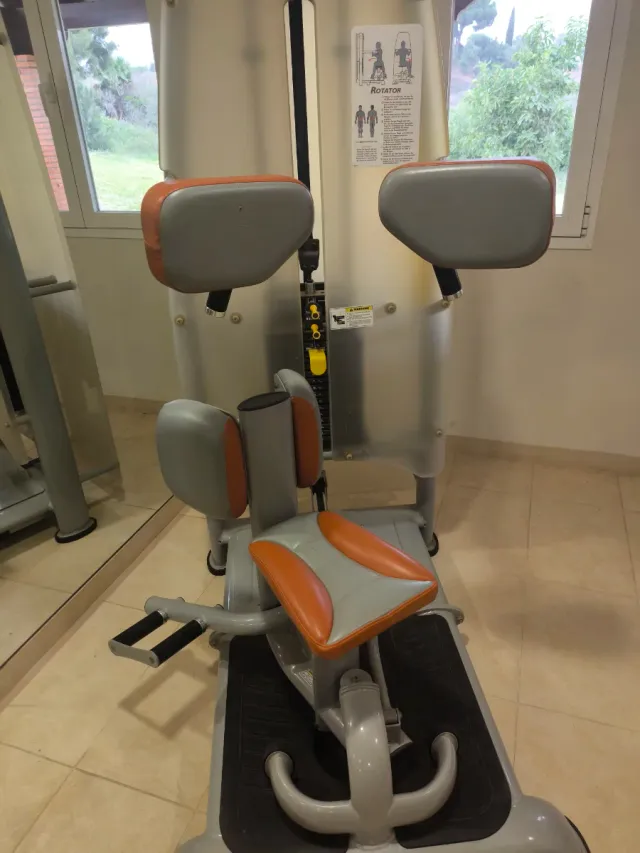 Máquinas gimnasio Core