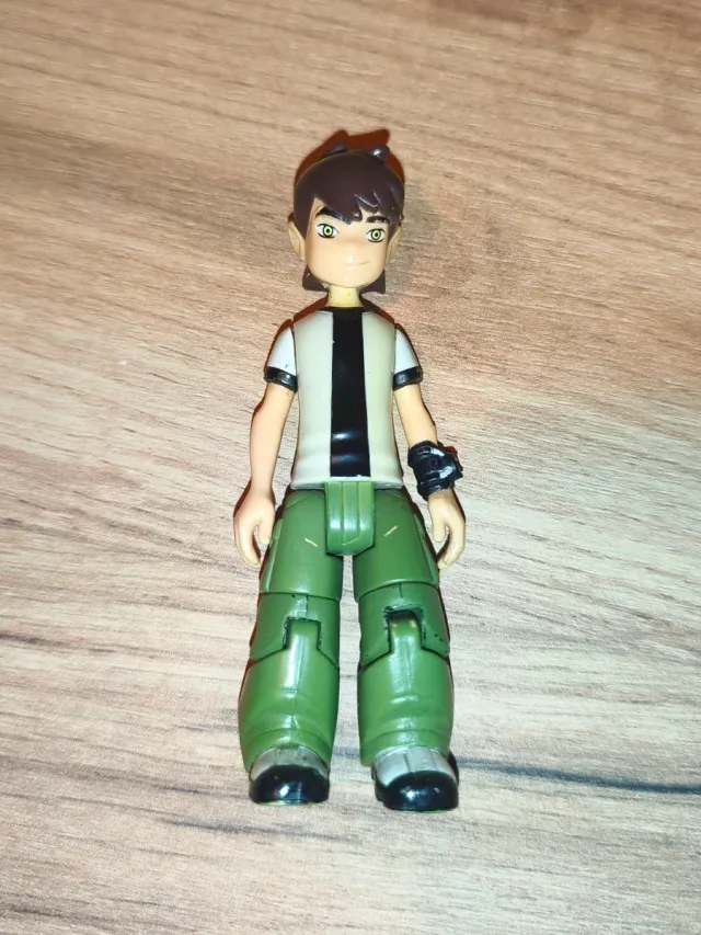 Lote de figuras Ben 10