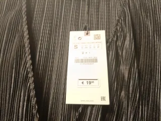 Blusa Zara Negra Talla S