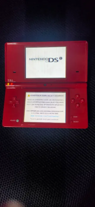 Nintendo DSi Roja