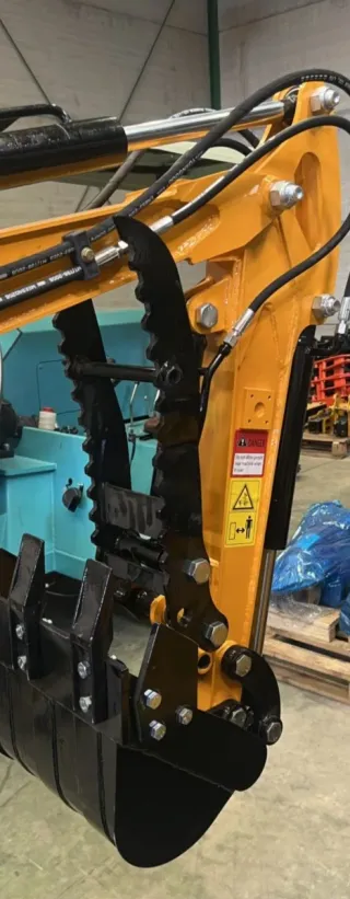 Alquiler Mini Excavadora