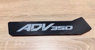 Cajón depósito y tapa herramientas Honda ADV 350