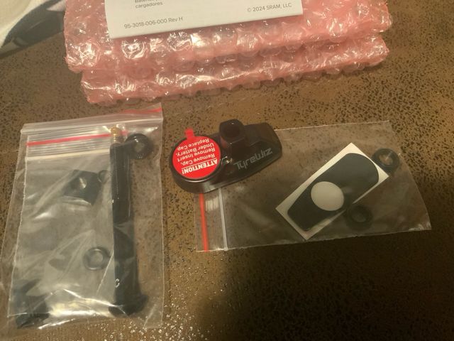 Juego Válvulas SRAM Tyrewiz Nuevas