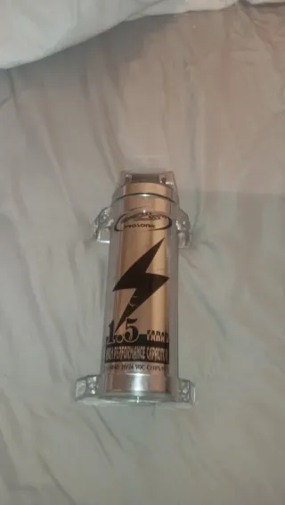 SUBWOOFER HERTZ + ETAPA DE POTENCIA + CONDENSADOR