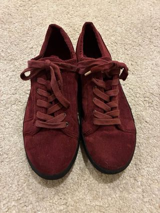 Zapatillas granates mujer con cordones Talla 40