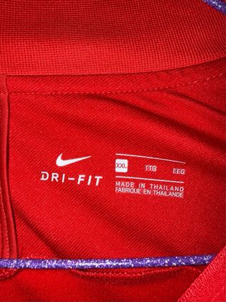 Sudadera roja, FCBarcelona