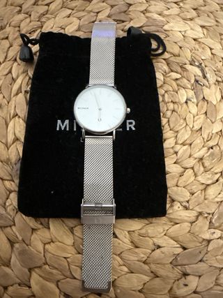 Reloj Miltner Plateado con Correa Malla