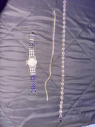 Pack 2 Cadenas + Reloj Dorado con diamantes