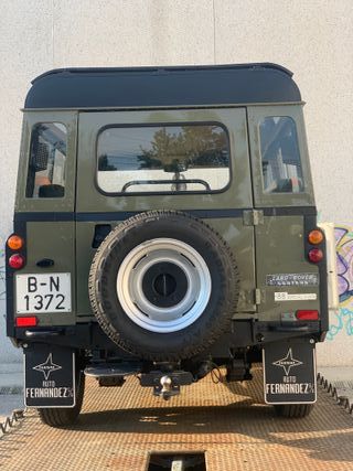 Land Rover Defender 1980