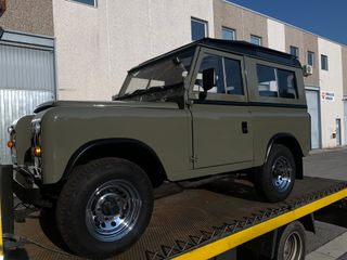 Land Rover Defender 1980