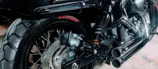 Escape Cobra Speedster 909 Short Cromado para HD