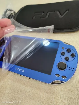 PS Vita OLED Blu 128GB con schermo nuovo modello 3G