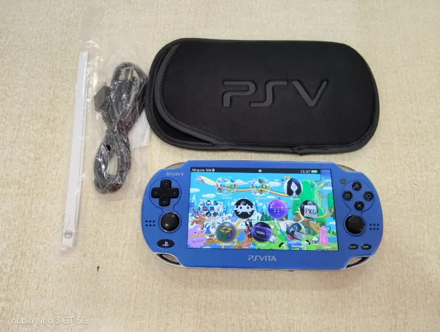 PS Vita OLED Blu 128GB con schermo nuovo modello 3G