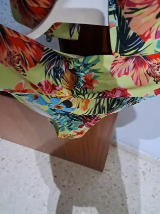 Bikini estampado floral Zara
