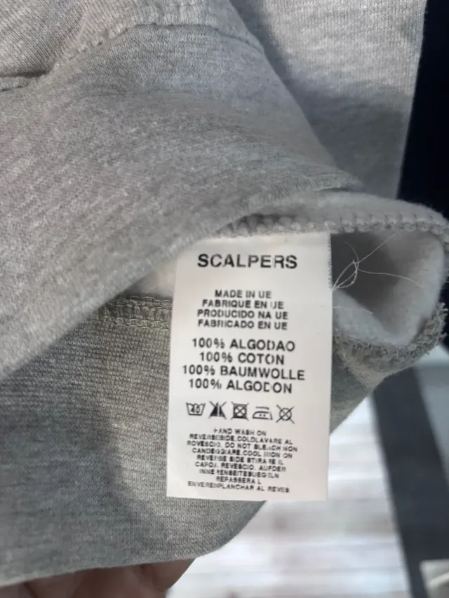 Sudadera Scalpers Gris y Negra 30€ unidad