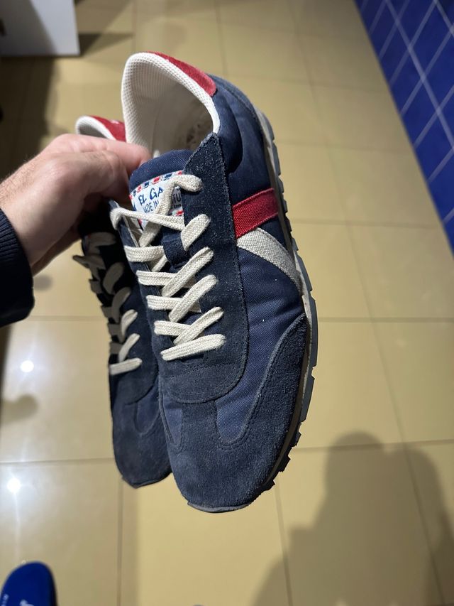 Zapatillas El Ganso Azul y Rojo
