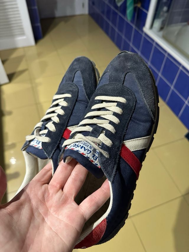 Zapatillas El Ganso Azul y Rojo