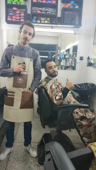 ✂️ BARBERO A DOMICILIO – GIRONA