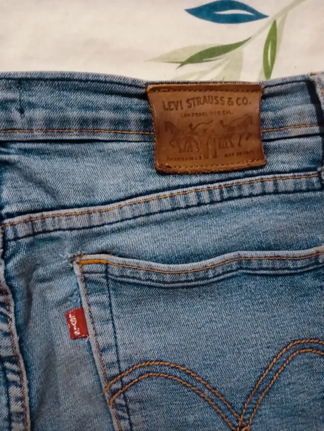 Pantalón Levi's 511 Slim Skinny Talla 32-34
