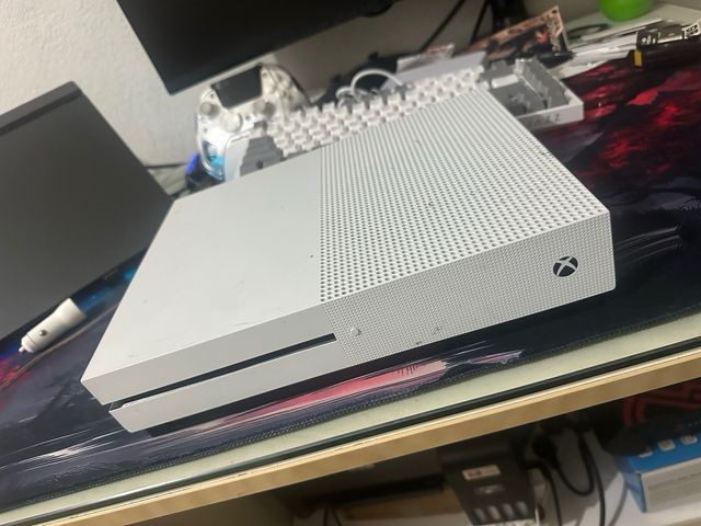 Xbox One S Blanca