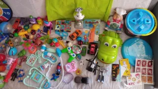 Lote de juguetes variados