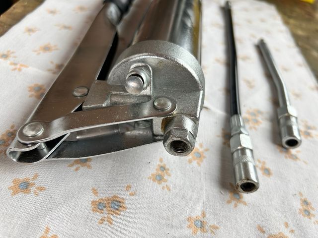 Engrasadora manual con manguera