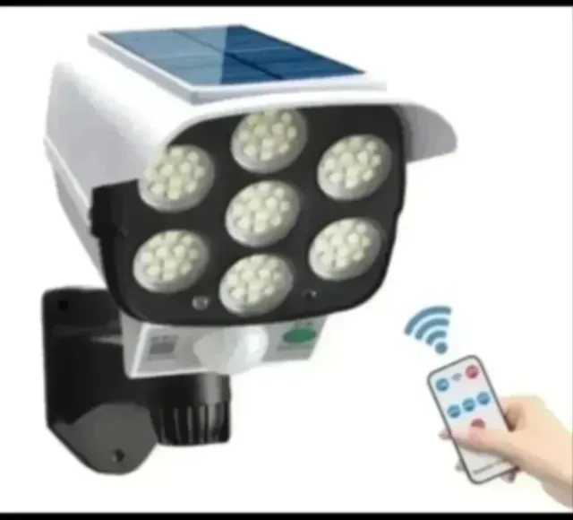 2 Focos Solares LED Simulador Câmera Vigilância