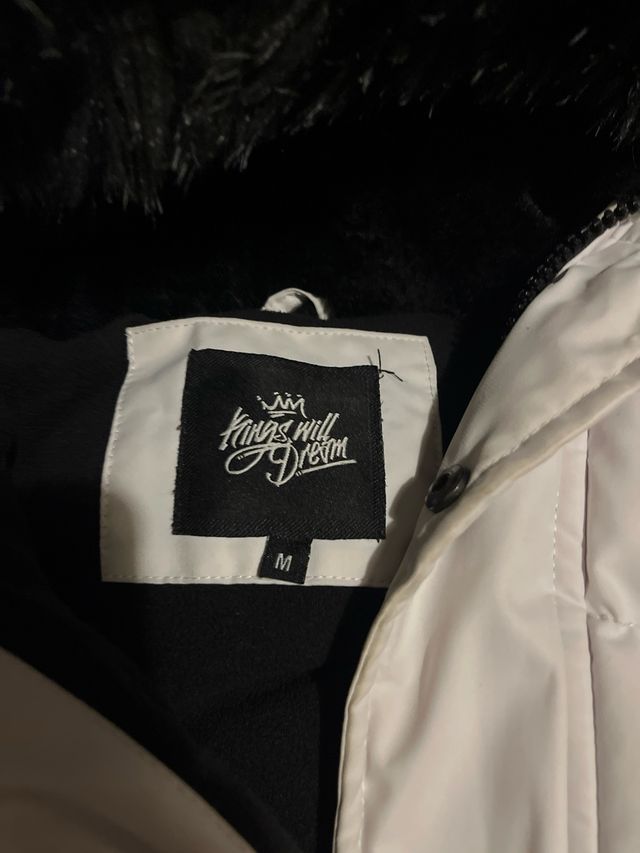 Abrigo Kings Will Dream blanco y negro