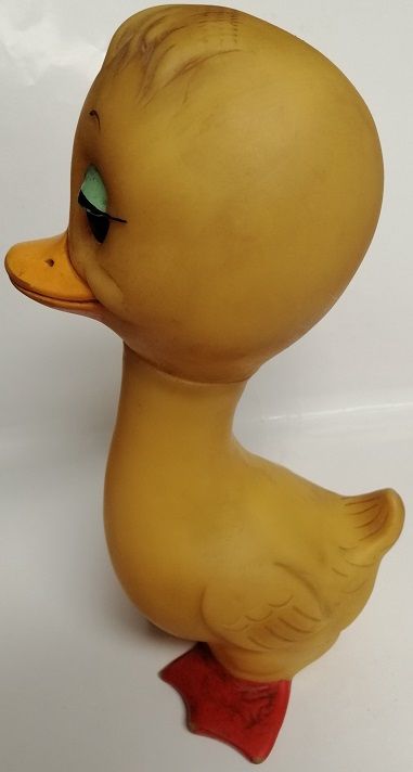 Pato de borracha vintage que apita