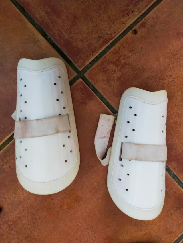 Protectores de fútbol para espinillas