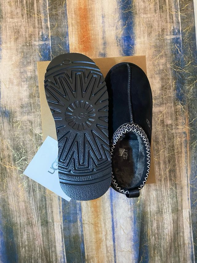UGG Tazz Taglia 38 Nero