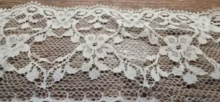 Encaje blanco para liga