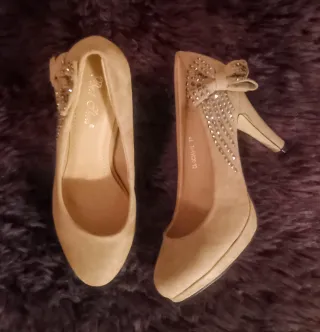 Zapatos tacón Best Shoes beige talla 37