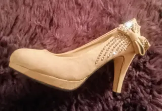 Zapatos tacón Best Shoes beige talla 37