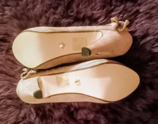 Zapatos tacón Best Shoes beige talla 37