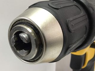 atornillador a bateria dewalt dcd778