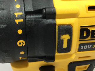 atornillador a bateria dewalt dcd778