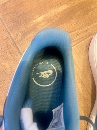Nike Scarpe Blu e Bianche