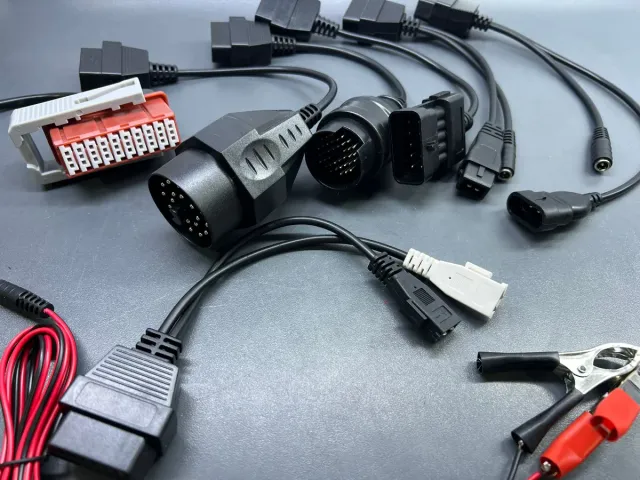 Kit Cables Adaptadores Diagnóstico OBD2
