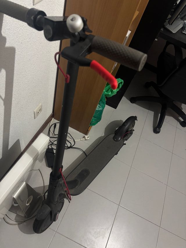 Monopattino Xiaomi M365