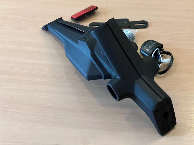 Soporte matrícula para Kawasaki Ninja ZX10R