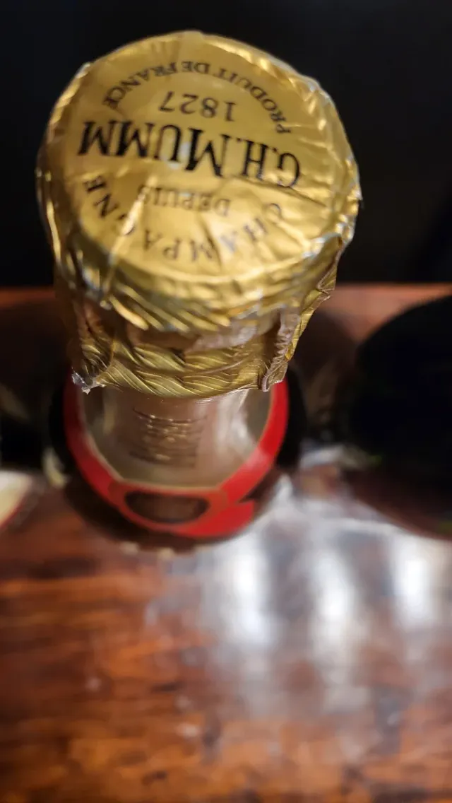 Botella Mumm, cordon rouge, Fórmula 1 3l