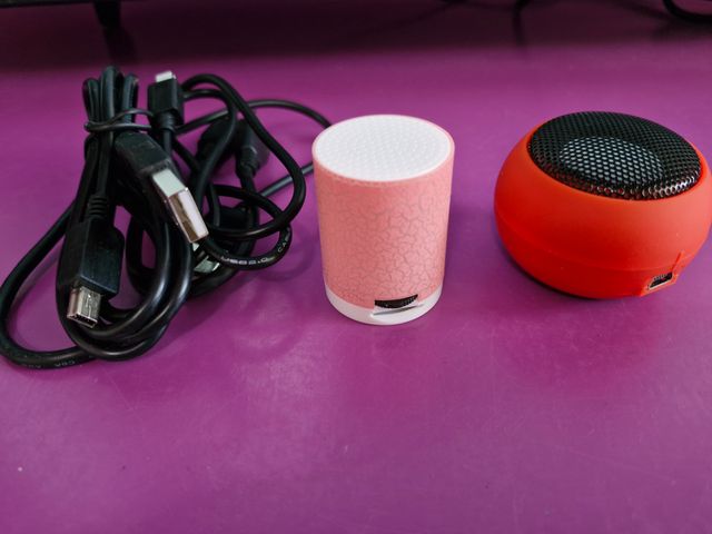 Altavoces portátiles mini