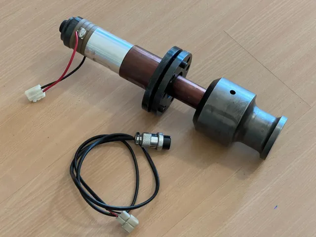 Punzonadora ultrasónica 20/18/15kHz