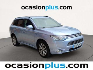 Mitsubishi Outlander 2.0 PHEV Motion 4WD Auto 149 kW (203 CV)