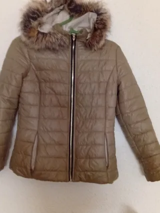 Anorak con capucha de pelo