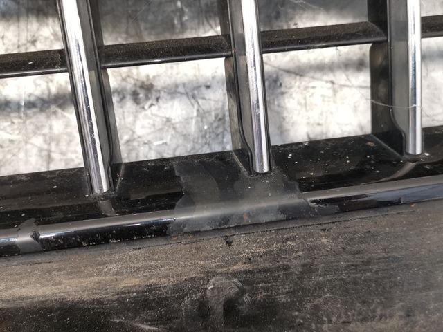 REJILLA DELANTERA AUDI Q5 (8R)