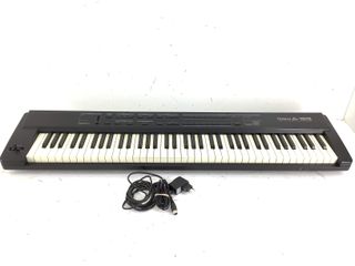 teclado electronico roland a33